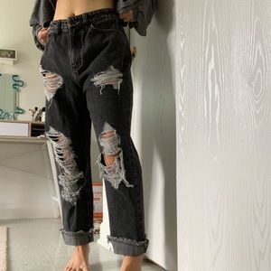 Fashion Nova Black Ripped Mom Jean